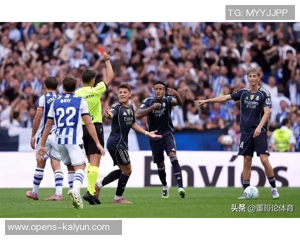 希尔-曼萨诺将执法皇马与毕包比赛，此前罚下赫伊森曾引争议