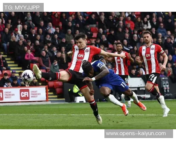 英超激战再燃，切尔西半场领先伯恩利背后的战术玄机