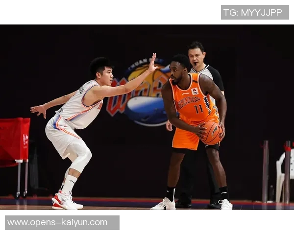 邵化谦：重新起航的男篮谨防翻车